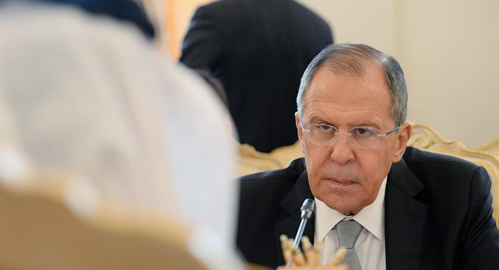 Лавров: Оружје посматрачима ОЕБС-а ако Кијев испуни своје услове Опширније: http://rs.sputniknews.com/rusija/20160604/1106222031/Lavrov-posmatraci-OEBS-naoruzavanje-Kijev-ispunjavanje-uslova.html#ixzz4AdWylPiX